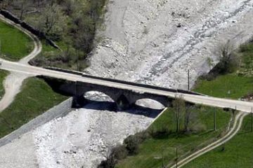 Ponte in Stile Romanico (Torrente Cernischia)